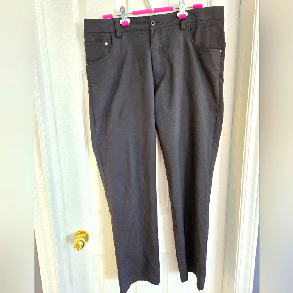 (36x32) Puma Casual Trousers Black